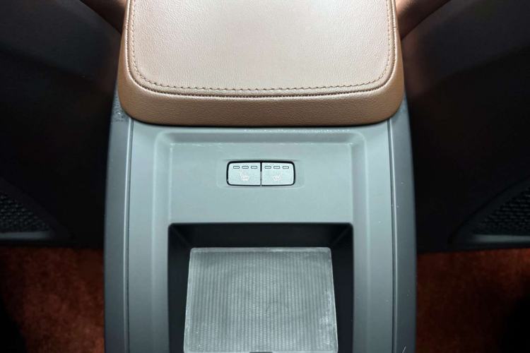 Used Volvo S90 2025 B5 Zhiyi Luxury Edition Interior 4