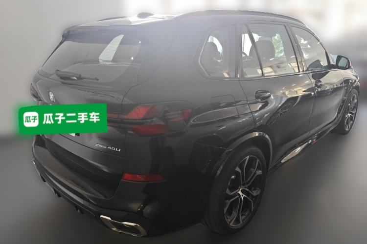 Used BMW X5 2023 xDrive 40Li Luxury Edition M Sport Night Vision Package Exterior 5