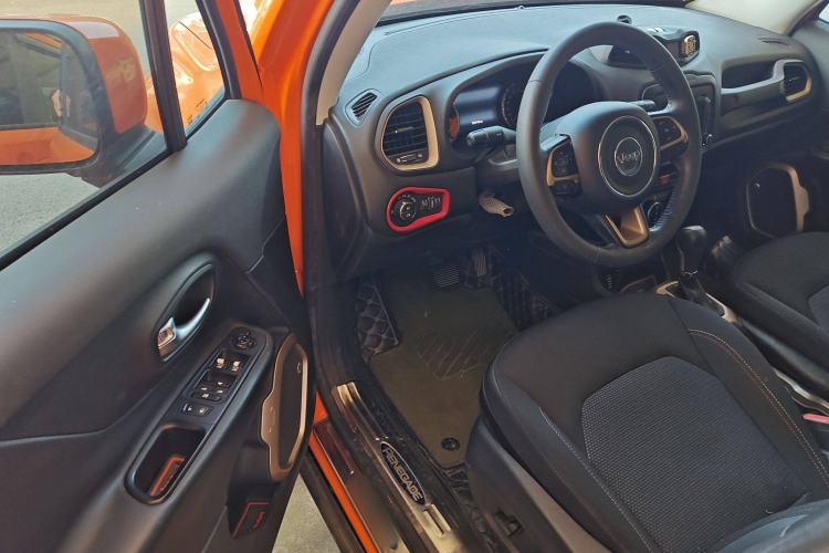 Used Jeep Renegade 2016 2.0L Automatic Four-Wheel Drive 75th Anniversary Tribute Edition
