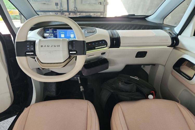 Used Baojun KiWi EV 2021 Artist Model Lithium Iron Phosphate