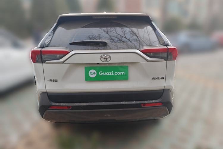 Used Toyota RAV4 2020 2.0L CVT Two-Wheel Drive Prestige Edition Rear