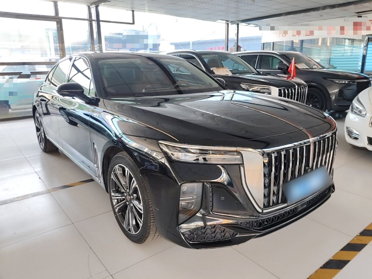 Hongqi H9 2024 2.0T Qixiang Private Style Edition — снимка 3