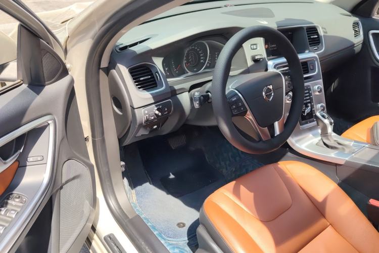 Used Volvo S60 2018 S60L T3 Smart Progress Edition
