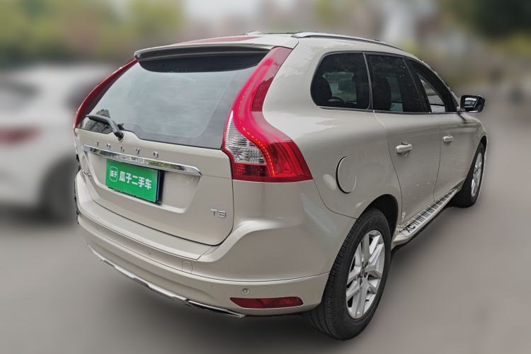 Used Volvo XC60 2017 T5 Smart Upgrade Edition