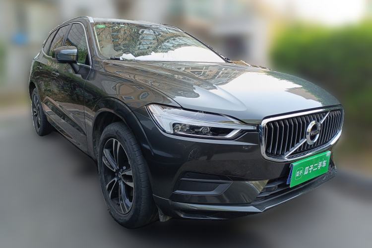 Used Volvo XC60 2019 T5 4x4 Smart Edition China V Standard