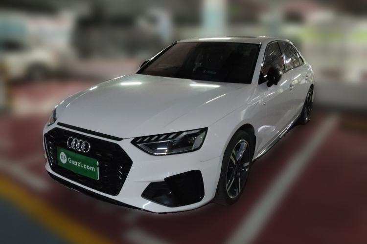 Used Audi A4L 2022 40 TFSI Luxury Dynamic Model