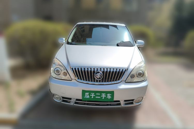 Used Buick GL8 2014 2.4L Classic Edition