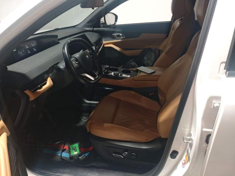 Used CHANGAN UNI-K 2023 2.0T Two-Wheel Drive YueShang Trim — 14