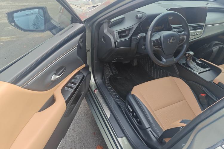 Used Lexus ES 2022 200 Excellence Edition