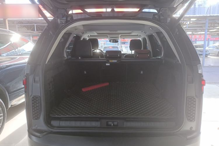 Used Land Rover Discovery 2024 360 PS S