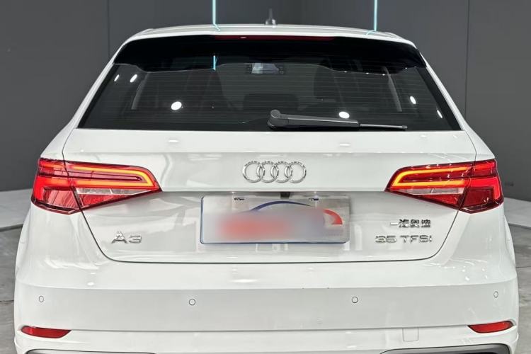 Used Audi A3 2019 Sportback 35 TFSI Fashion Edition China VI Emission Standard