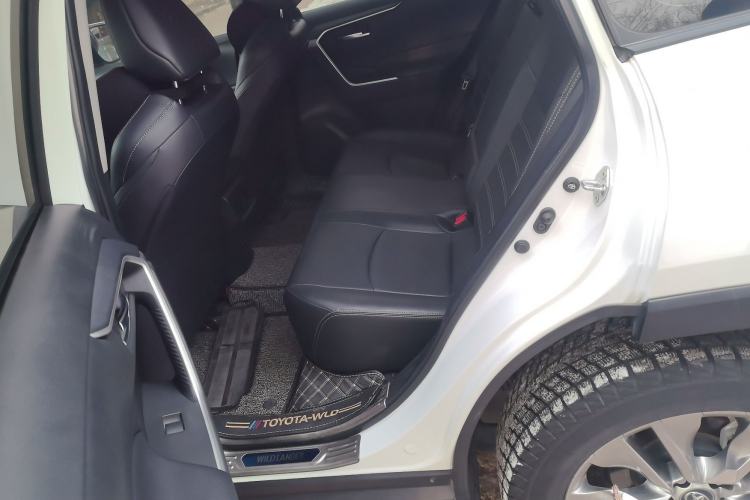 Used Toyota Wildlander 2020 2.0L CVT 4x4 Luxury Edition