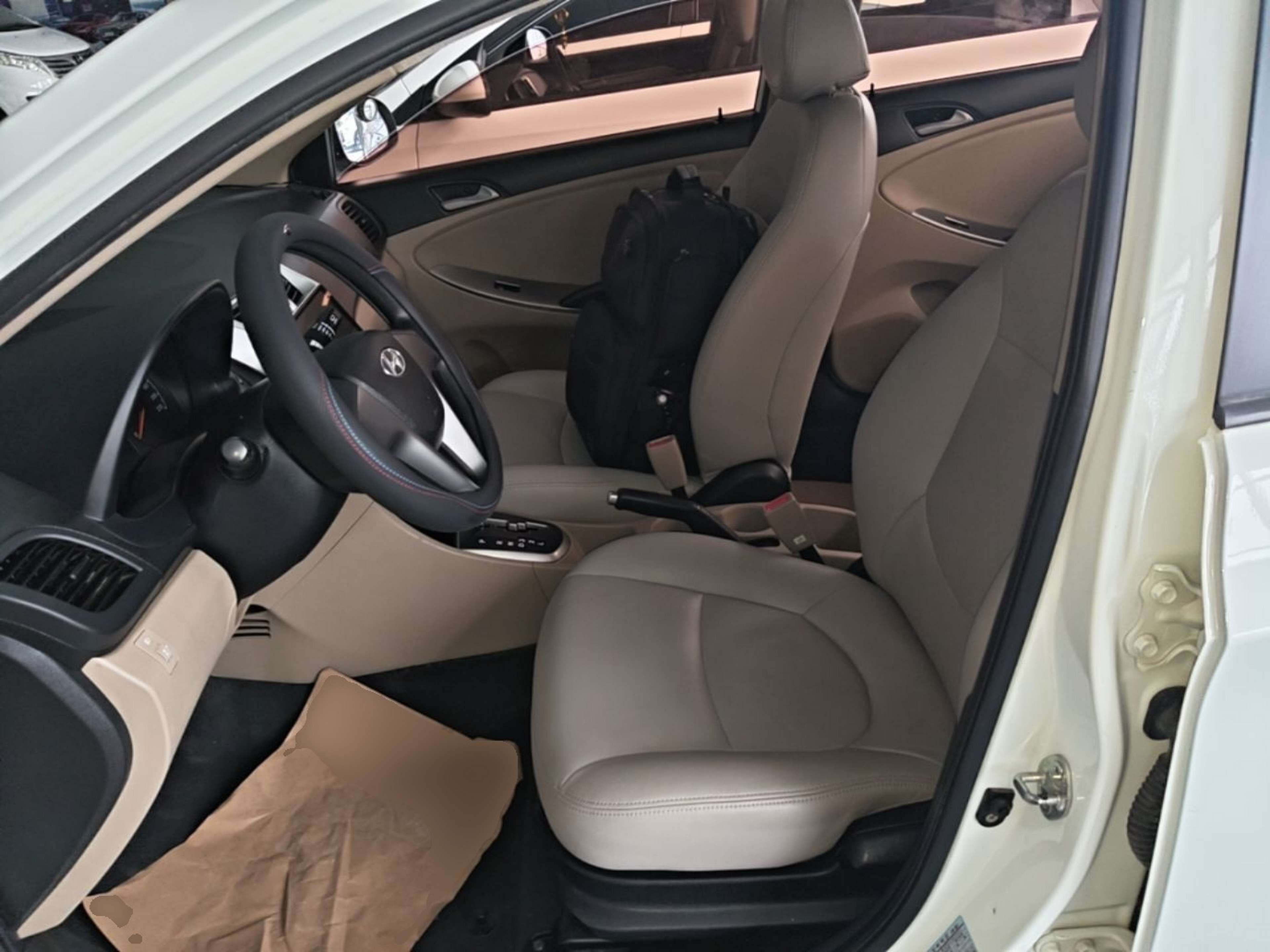 Interior delantero