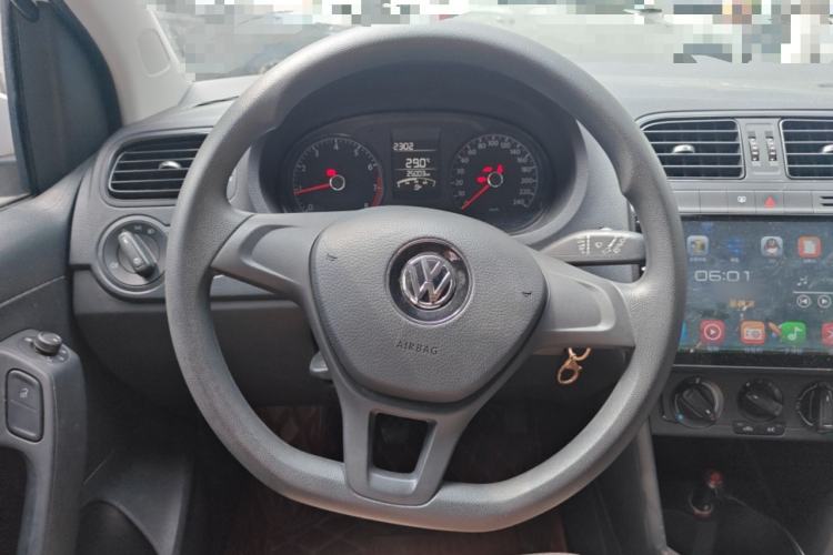 Used Volkswagen Polo 2014 1.4L Manual Fashion Edition