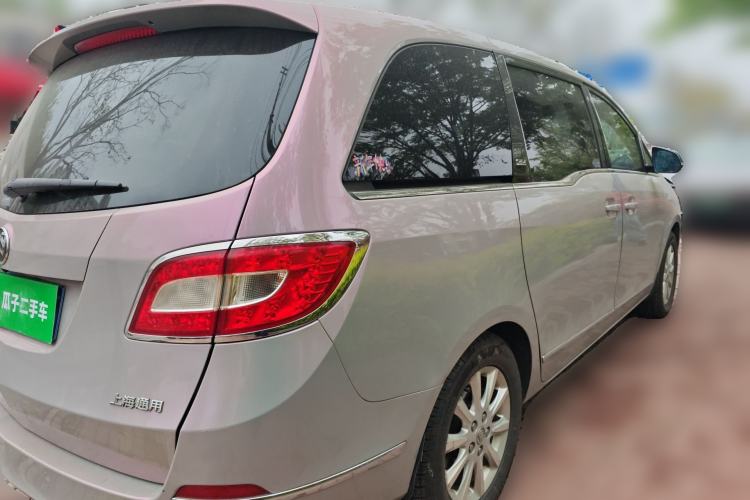 Used Buick GL8 2013 3.0L GT Luxury Business Haoya Edition Rear Right 45 Deg