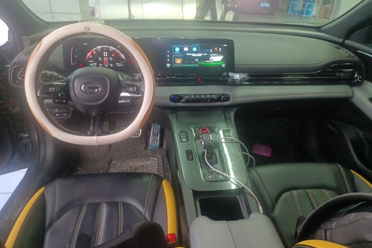 Used GAC Trumpchi EMPOW 2023 270T DCT J15 Version Center Console