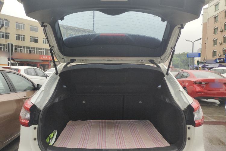 Used Nissan Qashqai 2022 2.0L CVT XV Premier Luxury Edition Trunk