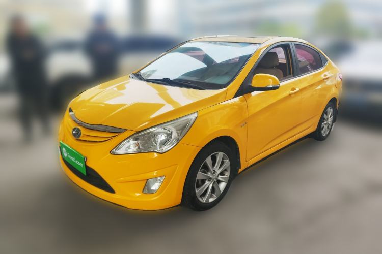 Used Hyundai Verna (older generation) 2010 Sedan 1.4L Automatic Luxury GLS Trim