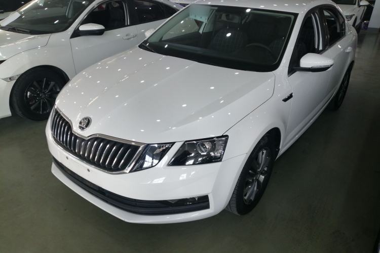 Used Skoda Octavia 2018 1.6L Automatic Comfort Edition