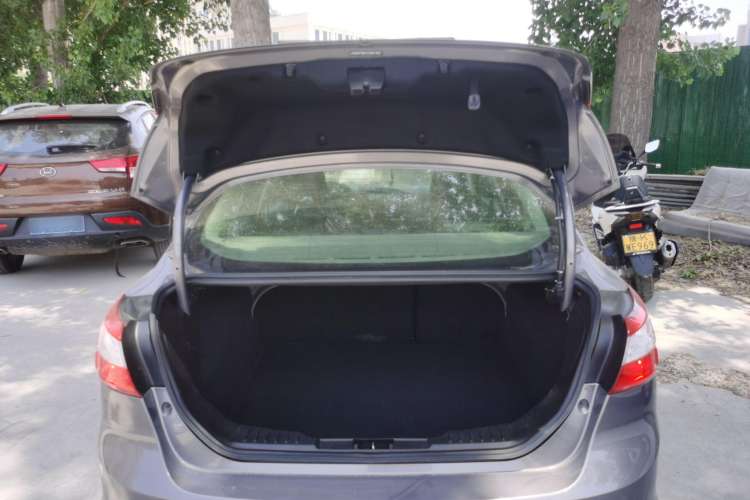 Used Ford Focus 2012 Sedan 1.6L Automatic Comfort Model