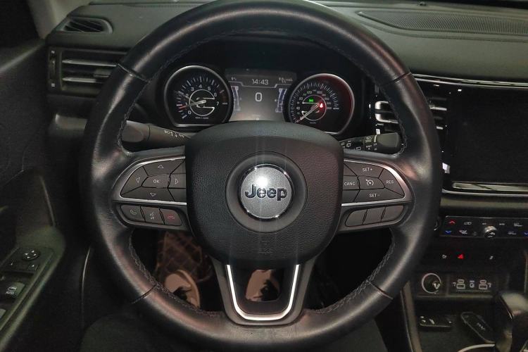 Used Jeep Commander 2018 2.0T Two-Wheel Drive Enjoy Edition China V