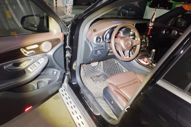 Used Mercedes-Benz GLC 2018 GLC 260 4MATIC Dynamic Edition
