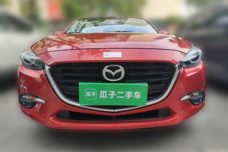 Used Mazda 3 Axela 2017 Hatchback 2.0L Automatic Luxury Model Emission Standard China V