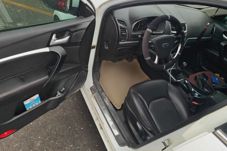 Used Geely Auto Emgrand 2015 Sedan 1.5L Manual - Top Trim Level
