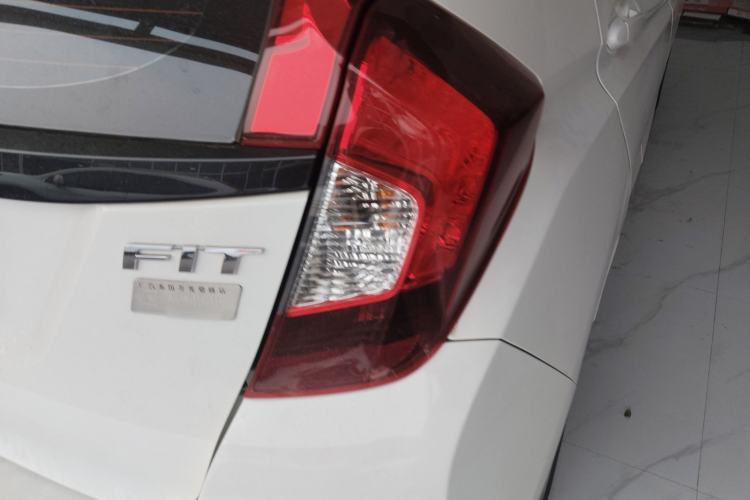 Used Honda Fit 2018 1.5L CVT Comfort Sunroof Version