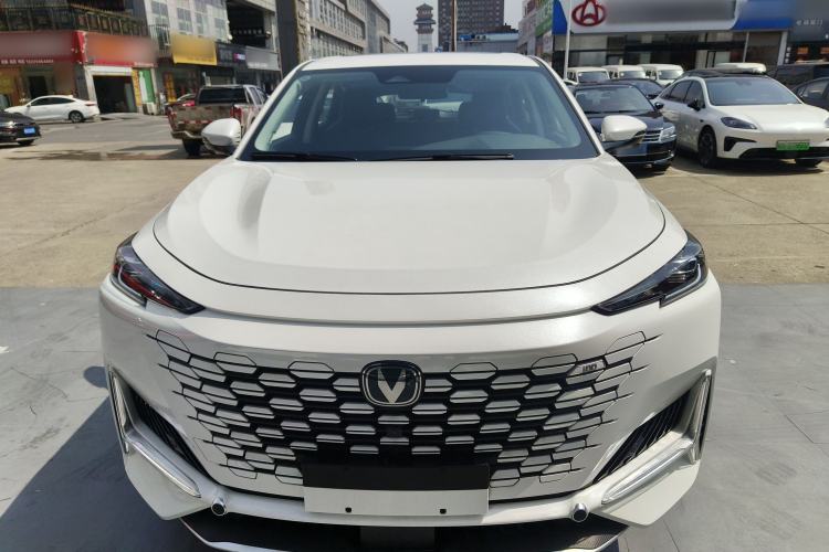 Used CHANGAN UNI-K iDD 2024 ZhiDian iDD 1.5T 135km Smart Leading Model
