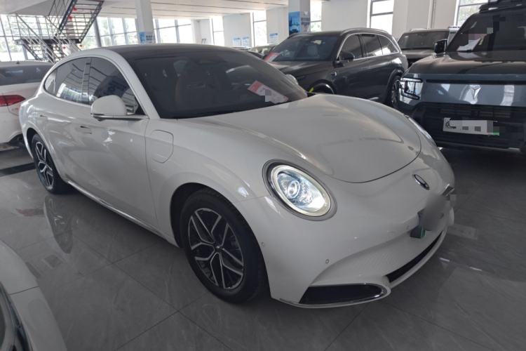 Used ORA Lightning Cat 2022 555 km Luxury Edition
