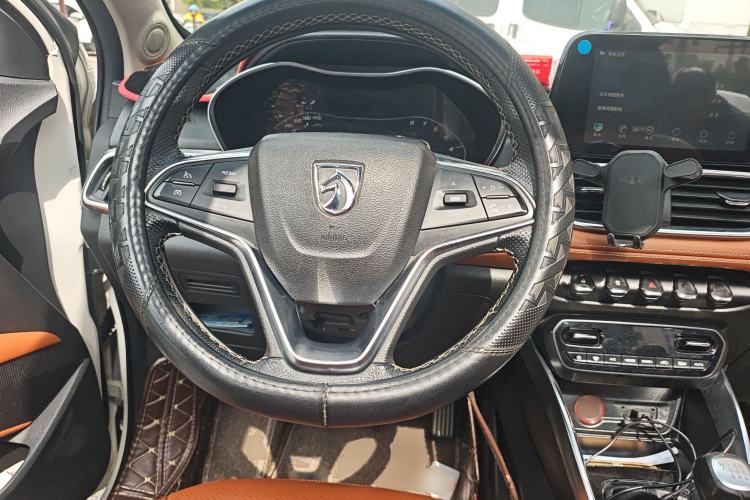 Used Baojun 510 2017 1.5L Manual Luxury Model
