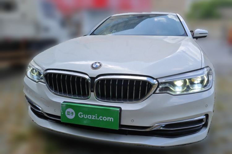 Used BMW 5 Series 2019 525Li Luxury Package
