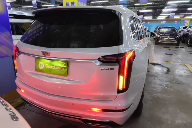 Used Cadillac XT6 2022 2.0T Six-Seater Two-Wheel-Drive Luxury Version
