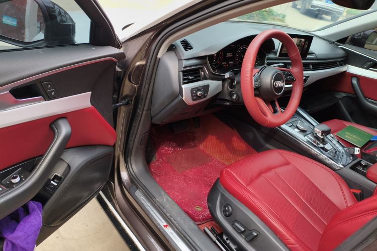 Used Audi A4L 2019 40 TFSI Fashion Version China V