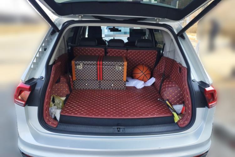 Used Volkswagen Tiguan L 2019 380TSI Automatic All-Wheel Drive Luxury Edition with 7 Seats China VI Standard