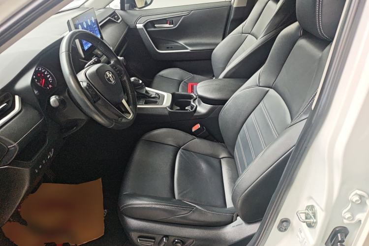 Used Toyota Wildlander 2022 2.0L CVT Two-Wheel Drive Luxury PLUS Edition
