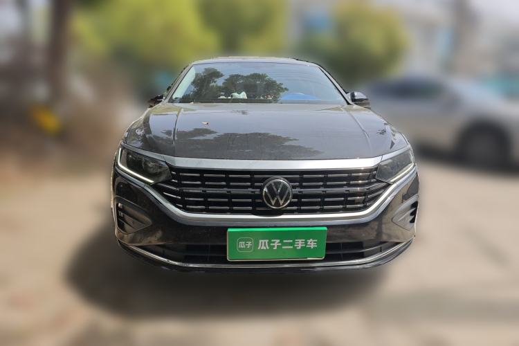 Used Volkswagen Passat 2025 Premium Version 380TSI Dragon Edition Front