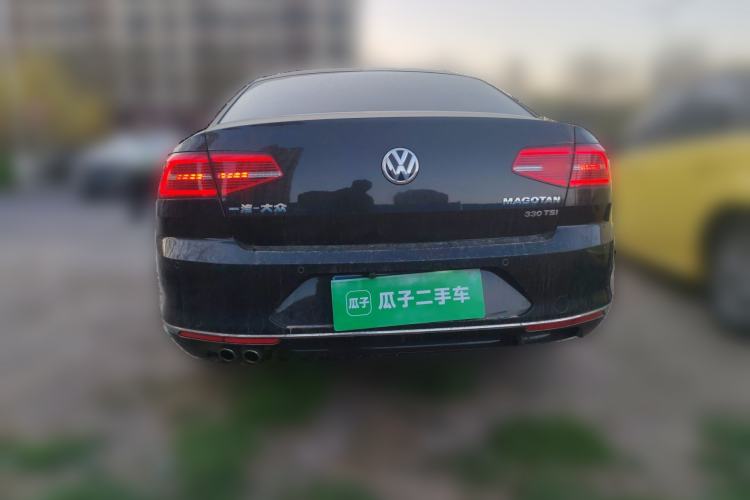 Used Volkswagen Magotan 2017 330TSI DSG Leading Model Rear