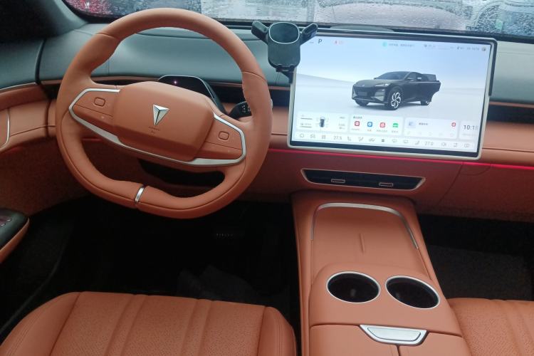 Used Deepal S07 2025 215Max Huawei Qiankun Intelligent Driving ADS SE Range-Extended Version Steering Wheel