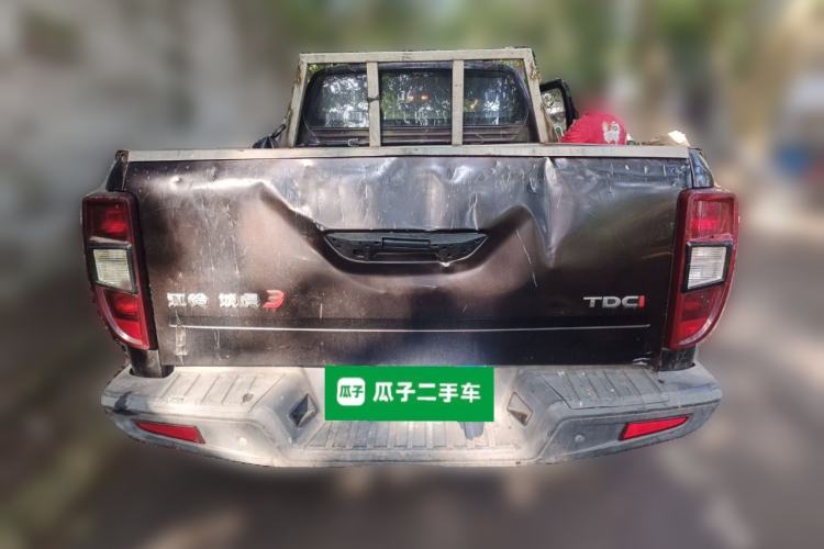 Used JMC Yuhu 3 2018 2.5T Diesel Two-Wheel Drive Advanced Version with Long Wheelbase
