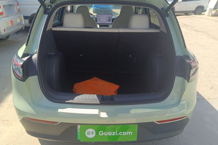 Used Geely Galaxy Geome 2025 UP 410km Exploration+ Edition
