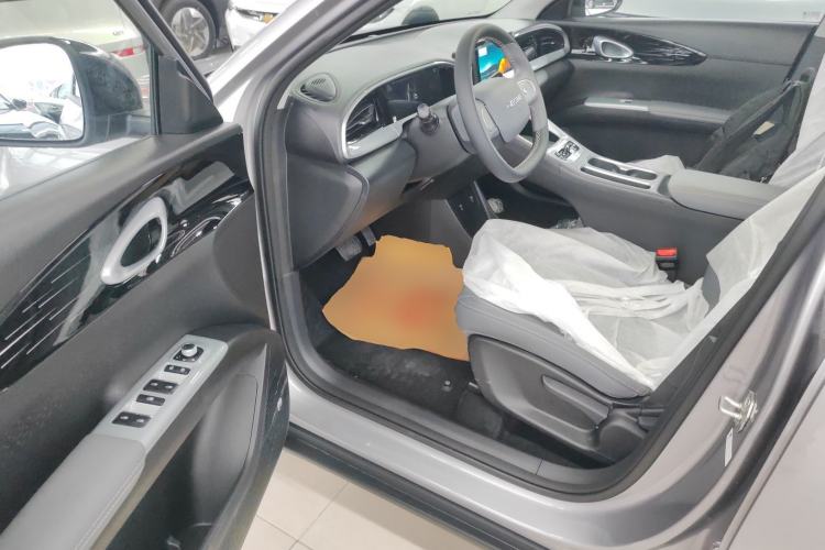 Used Geely Galaxy Geome 2026 Model 310km Youth Edition
