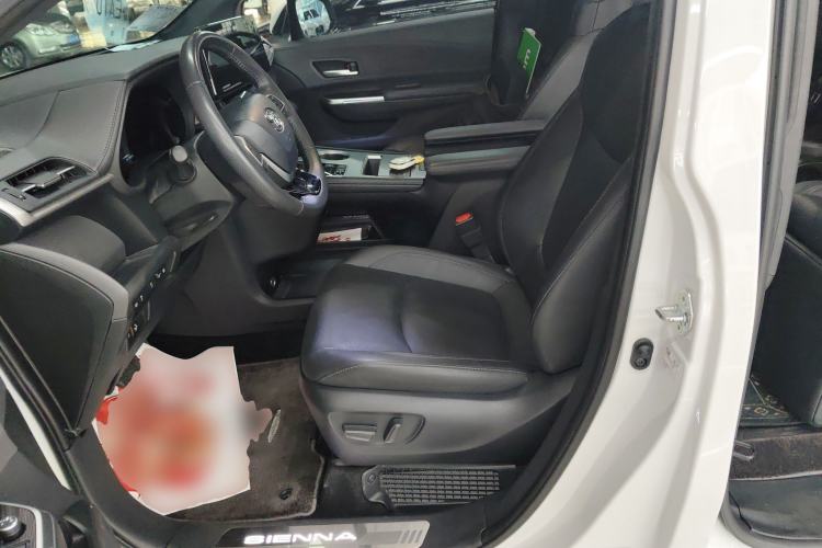Used Toyota SIENNA 2024 2.5L Hybrid Four-Wheel Drive Prestige Edition
