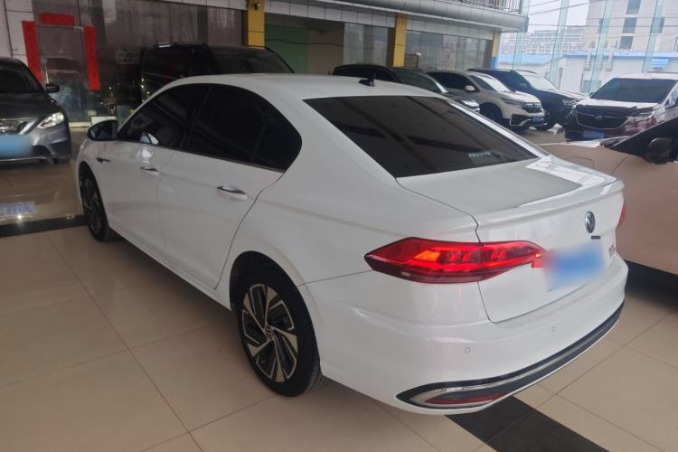 Used Volkswagen Bora 2023 300TSI DSG Prestige Edition