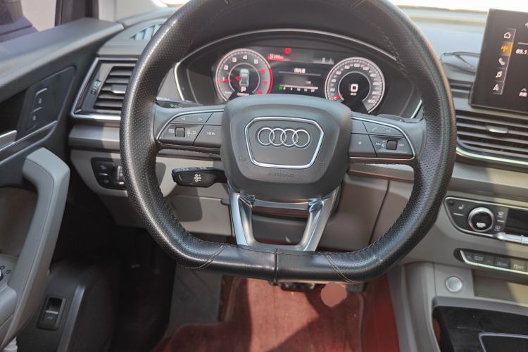 Used Audi Q5L 2022 40T Luxury Dynamic Model