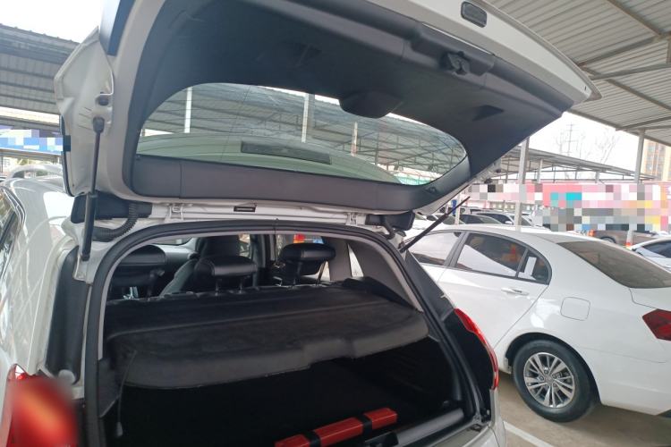 Used Peugeot 3008 2015 1.6THP Automatic Classic Edition Trunk