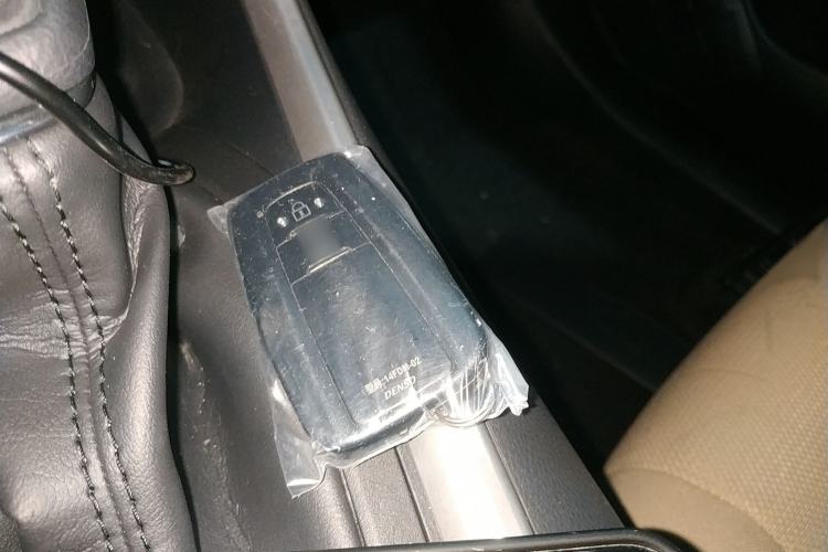 Used Toyota RAV4 2021 2.0L CVT Two-Wheel Drive Fashion Edition
