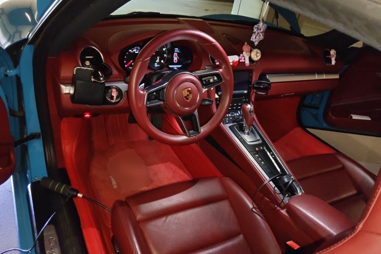 Used Porsche 718 2016 Cayman 2.0T Center Console