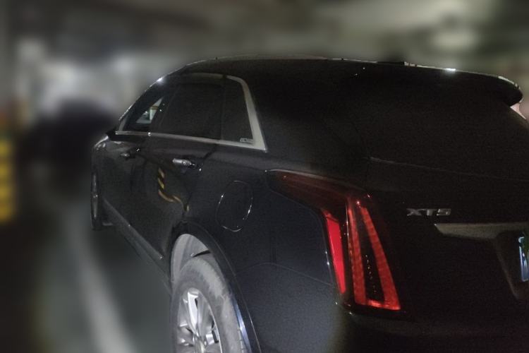 Used Cadillac XT5 2021 28T Luxury Model